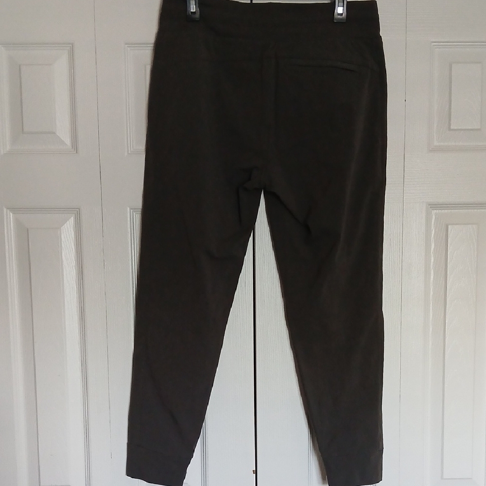 Athleta Joggers Women - Picture 8 of 15
